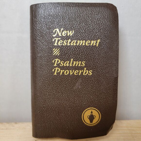 BOOK New Testament: Psalms Proverbs - Pocket Size - Picture 1 of 5
